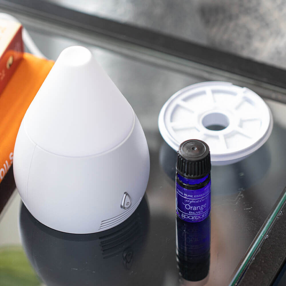 Mini Scentifier White Essential Oil Diffuser + Orange Essential Oil ...